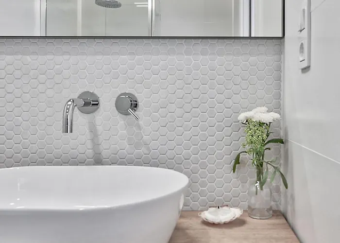 빌라 5-bedroom Near Split With Pool